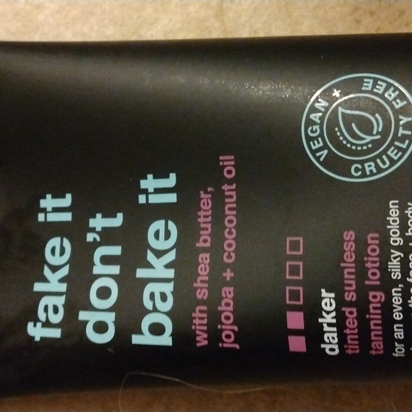 Sunless Tanning lotion - Picture 2 of 9